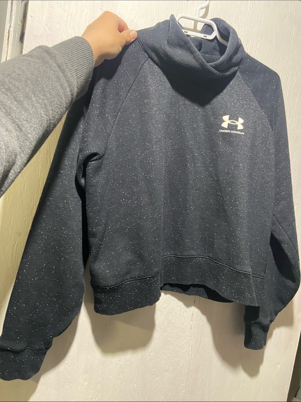 Under Armour Cropped Pullover